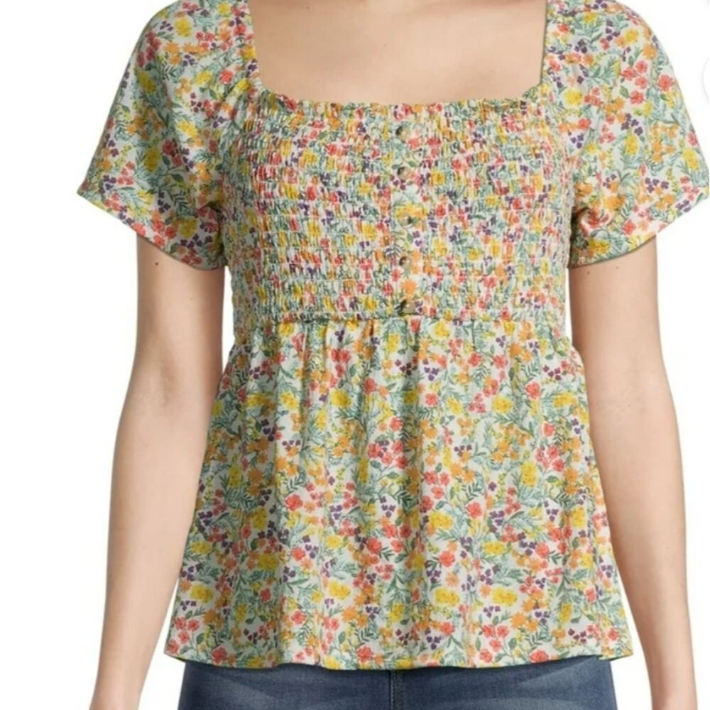 No Boundaries Floral Smocked Peplum Short Sleeve Blouse XS